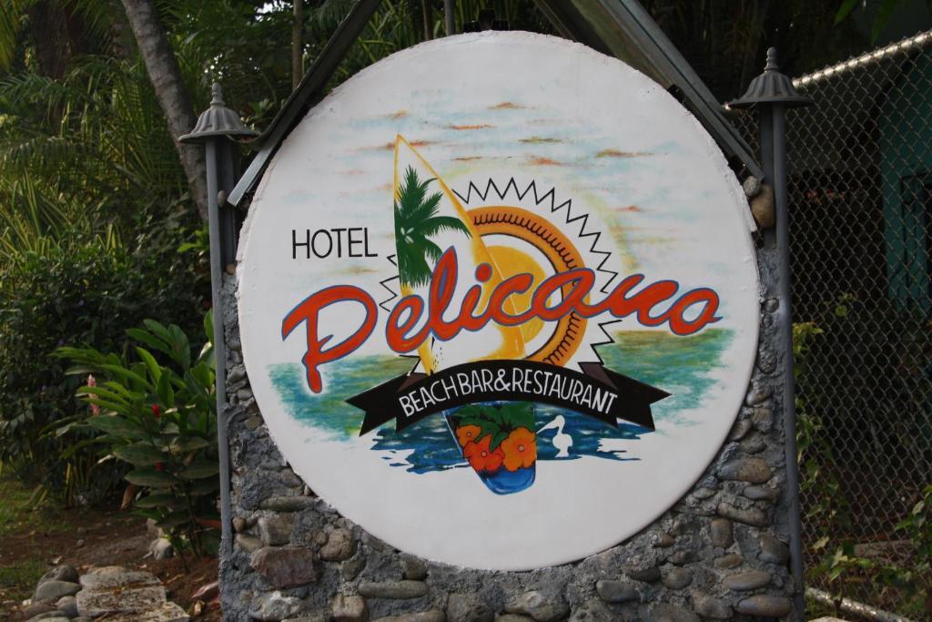 Pelican Beachfront Hotel Esterillos Este Exterior foto